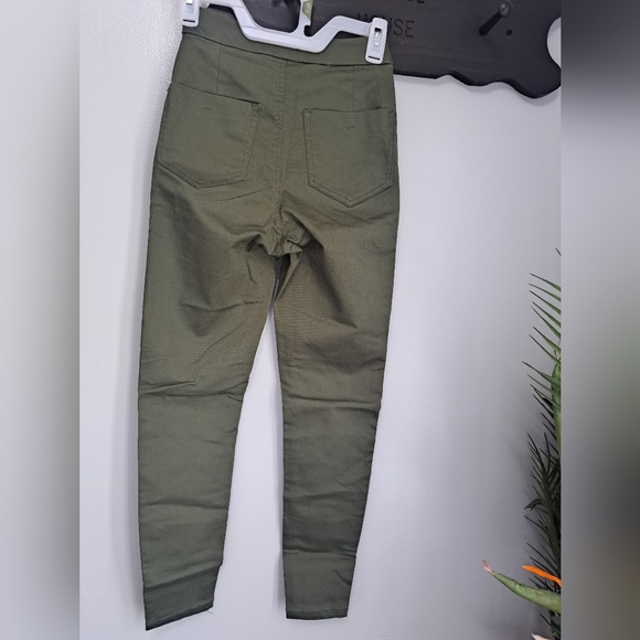 High Rise Pants/ Jeggings Bundle 4 Pairs.. #New  Size 3-5 - Picture 8 of 11